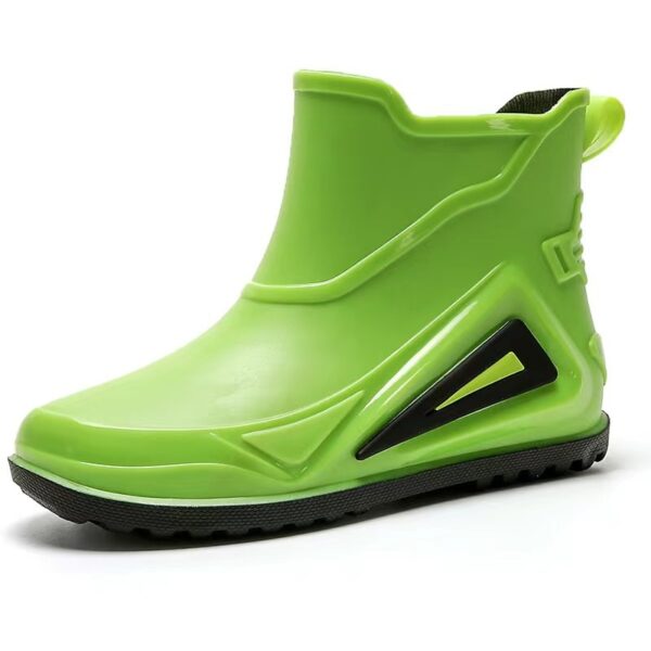 Fishing Shoes Men 2022 New Outdoor Non-slip Light Hiking Shoes Shaxi Fishing Rain Boots Durable Waterproof Rubber Fishing Shoes