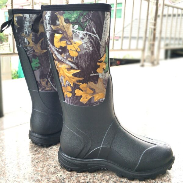 Maple Leaves Bionic Camouflage Hunting Fishing High Boots - Image 3