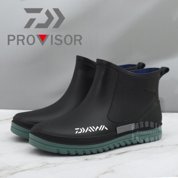 Rain Boots Men Rubber Boots Outdoor Non-slip Hiking Shoes Rain Boots Garden Work Shoes Durable Waterproof Fishing Shoes