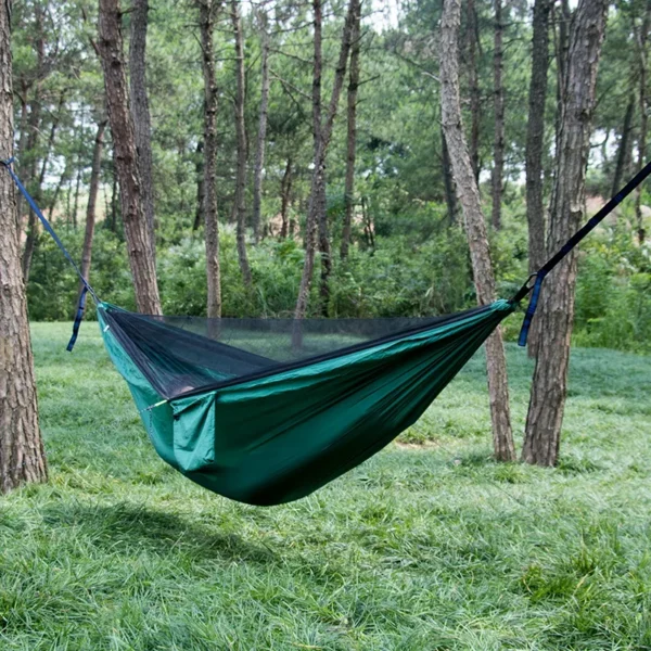 LEAFTOUR's Mosquito Net Nylon Hammock with Rain Fly Canopy Tarp - Image 4