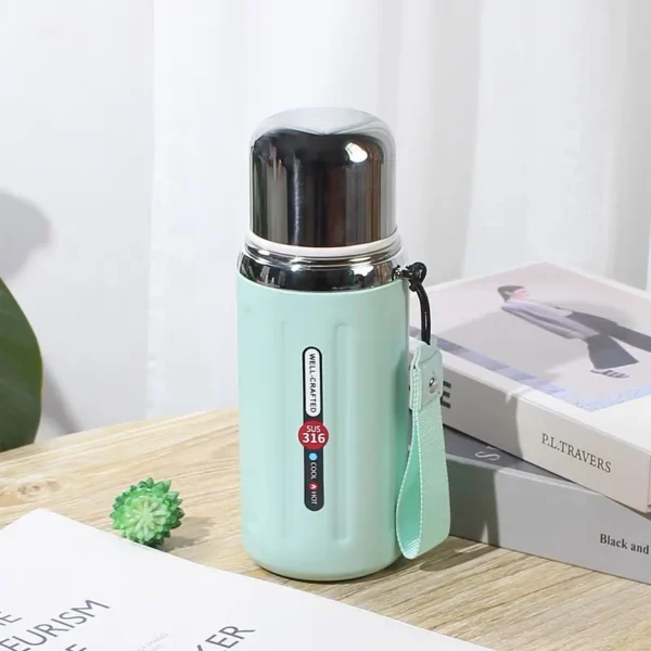 CREAWIND's Insulated Vacuum Flask With Filter