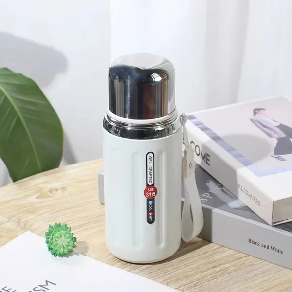 CREAWIND's Insulated Vacuum Flask With Filter