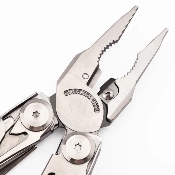 DAICAMPING's  DL30 Multi Tool Set