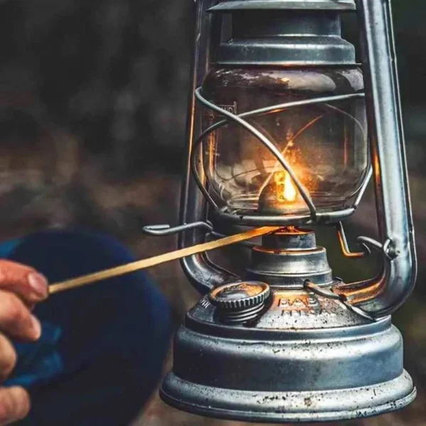 Kerosene Lantern for Camping - Image 5