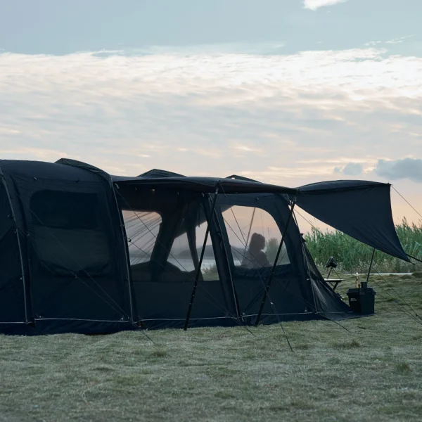 Mobi Garden's  Wide Space Black Tent