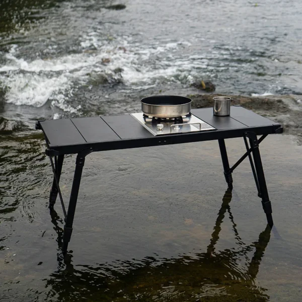 MOUNTAINHIKER's Aluminum Folding Table