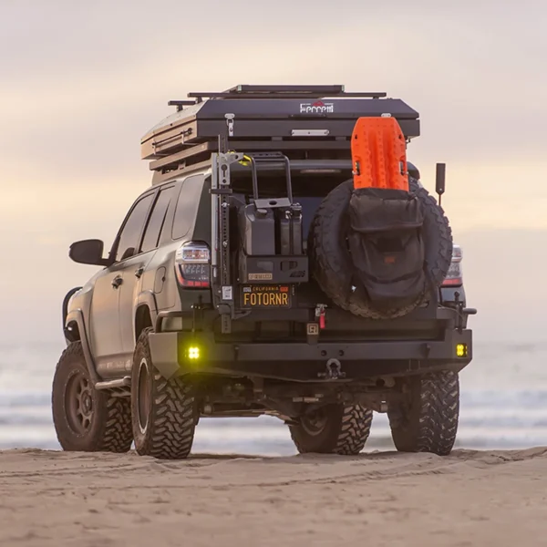 QIBU's  Aluminum Alloy Triangle Car Rooftop Tent
