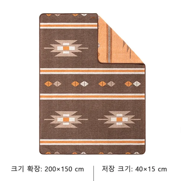 Naturehike Warm Folding Wool Throw Blanket - Image 8